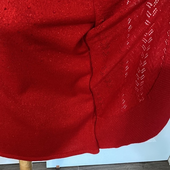 Laura Scott Medium Sparkly Red Top - Picture 3 of 10